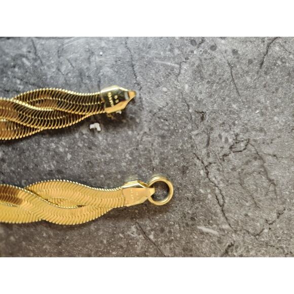 Avon Flat Twisted Gold Necklace 18" - Picture 4 of 5